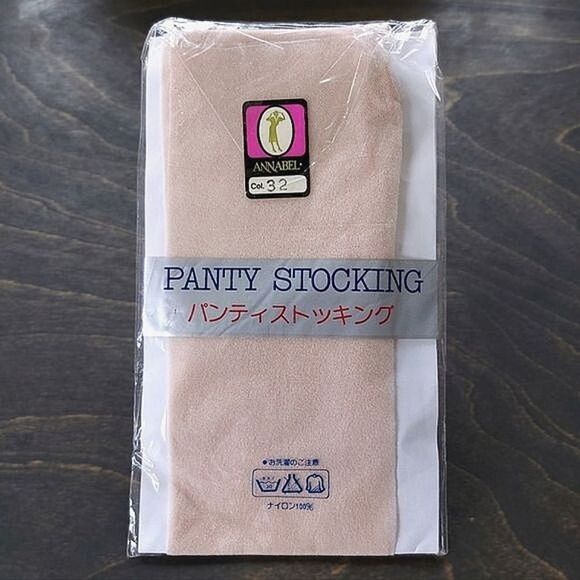 Japanese 80s deadstock peach nude nylon pantyhose - Picture 3 of 6